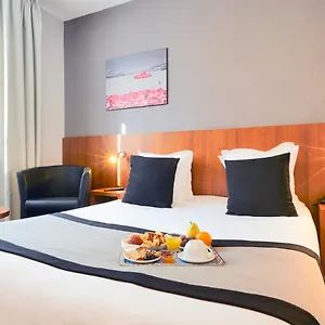 Hotel Kyriad Centre Paradis-prefecture, Marseille