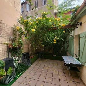 2p. Jardin Calme Centre-ville Apartamento